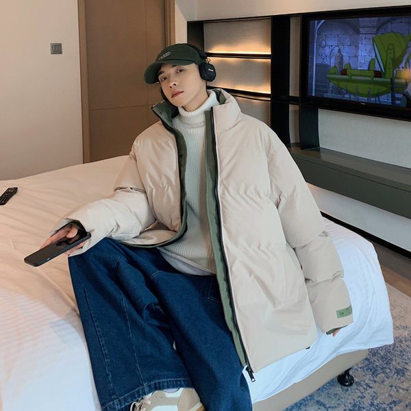 Férfi széles kabát zsebekkel