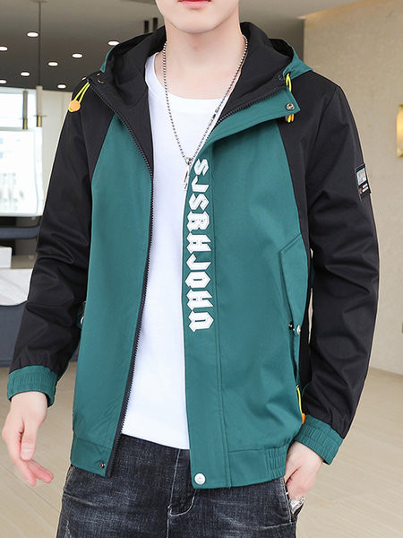 Moodne aplikatsiooni ja kapuutsiga meeste jope - sobib kevadeks