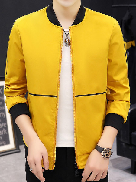 Kolmes värvitoonis lukuga meeste sügisjope