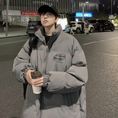 Férfi téli kabát feliratokkal