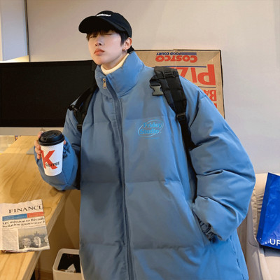 Férfi téli kabát feliratokkal