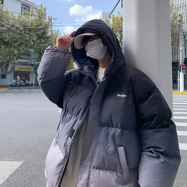 Muška jakna sa kapuljačom pogodna za zimu