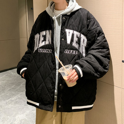 Férfi alkalmi kabát gombokkal és kerek nyakkivágással