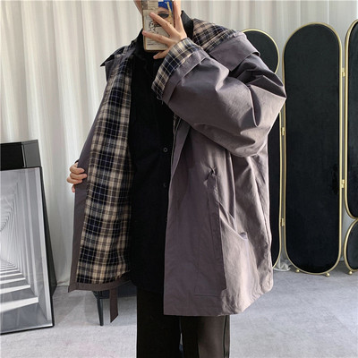 Tasuta mudel taskutega meeste jope