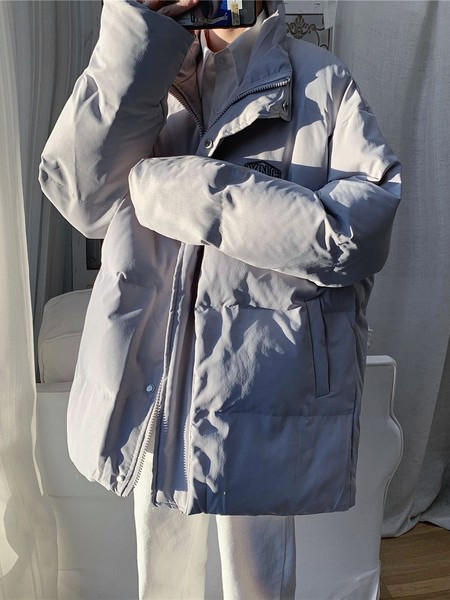 Talveks sobiv kõrge kaelusega lai meeste jope