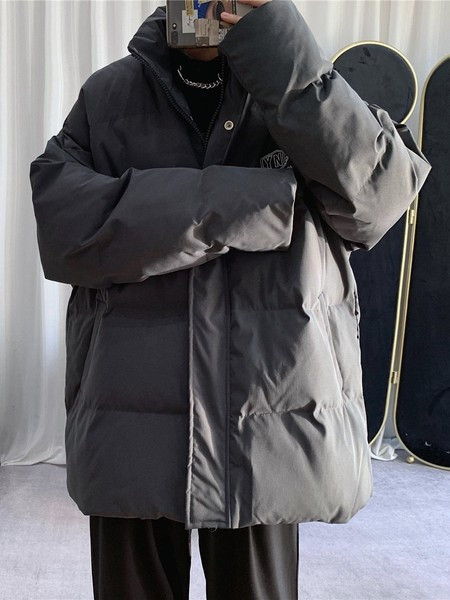 Talveks sobiv kõrge kaelusega lai meeste jope