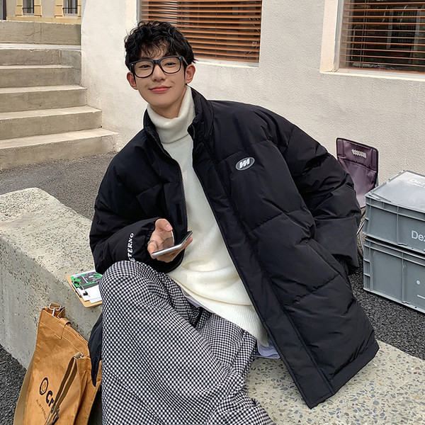 Férfi téli kabát, hátoldalán felirattal