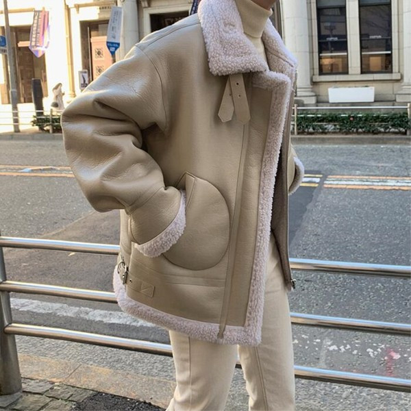 Férfi bőrkabát fekete és bézs cipzárral