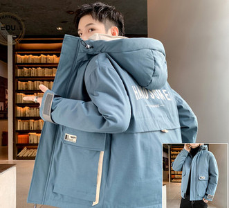 Férfi téli kabát felirattal és kapucnival megkötős