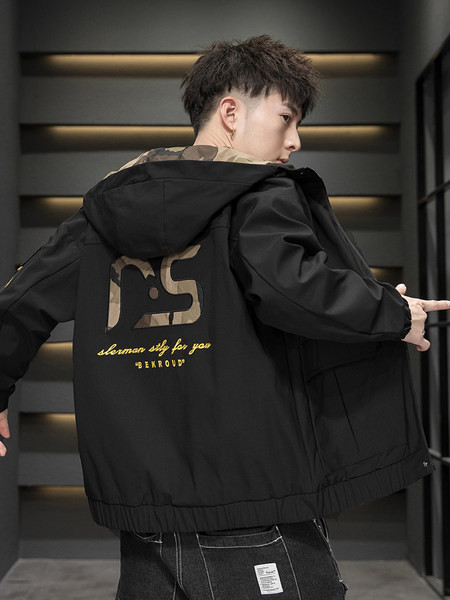 Kapuutsiga ja lipsudega meeste jope - kahte värvi