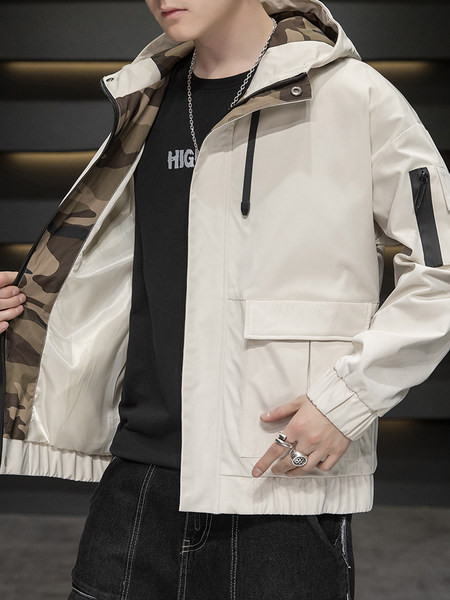 Kapuutsiga ja lipsudega meeste jope - kahte värvi