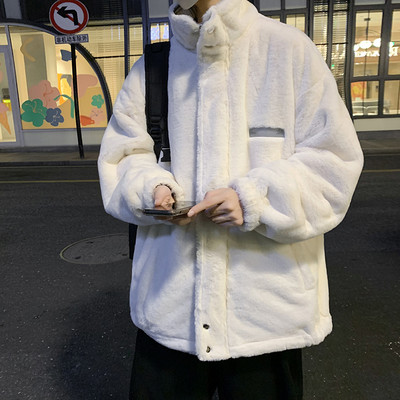 Férfi kabát gombokkal