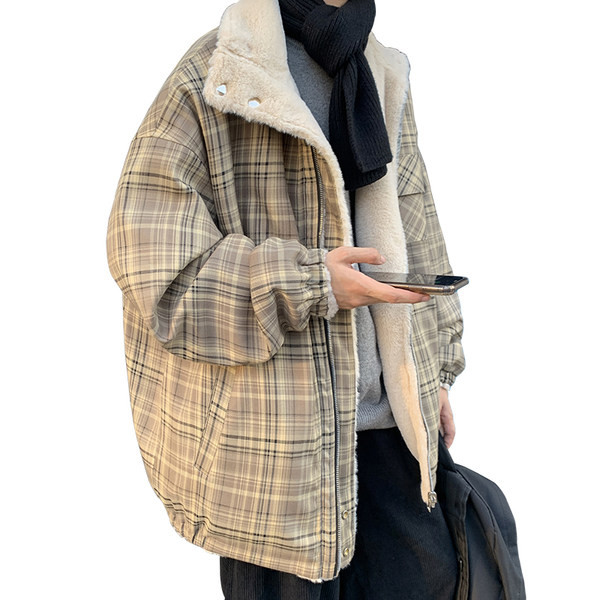 Férfi kabát gombokkal