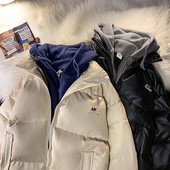 Napi férfi téli kabát kapucnival és cipzárral