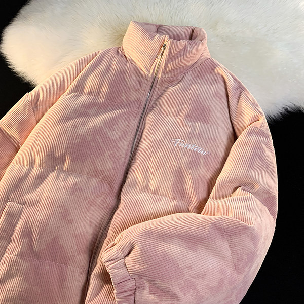 Téli kabát kordbársonyból, hímzett felirattal