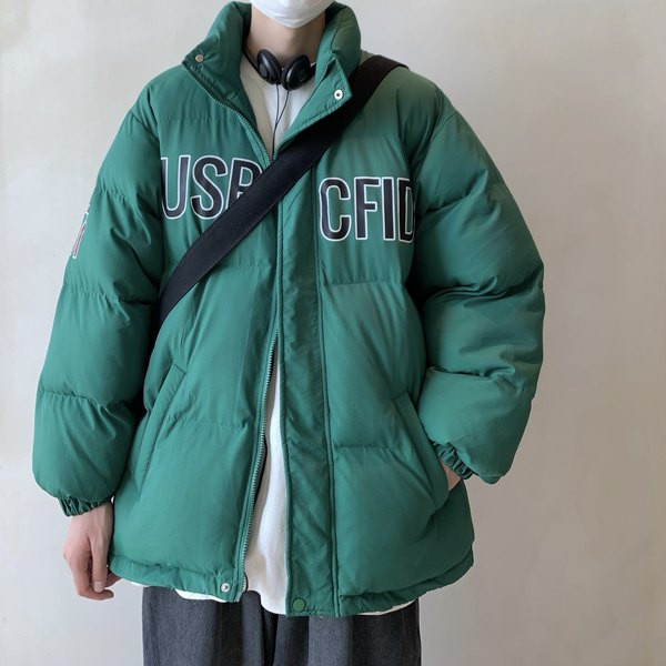 Széles modell férfi téli kabát felirattal