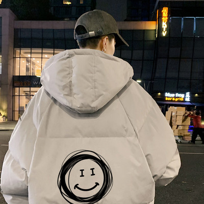 Meeste lai kapuutsiga ja trükiga jope