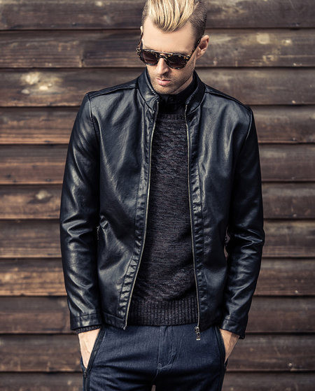 Férfi bőrdzseki cipzárral