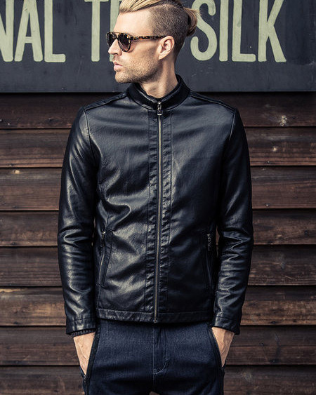 Férfi bőrdzseki cipzárral