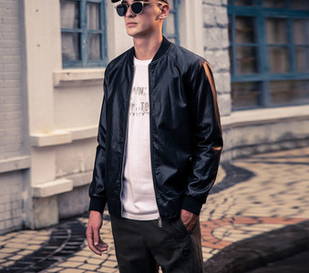 Uut mudelit musta ümara kaelusega meeste sügisjope