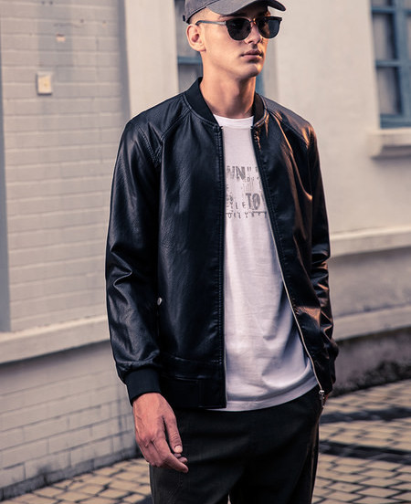 Uut mudelit musta ümara kaelusega meeste sügisjope