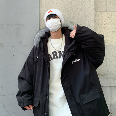 Téli férfi kabát kapucnival