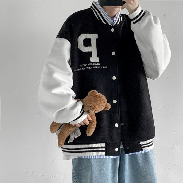 Ανδρικό μπουφάν μπέιζμπολ με κουμπιά και επιγραφές
