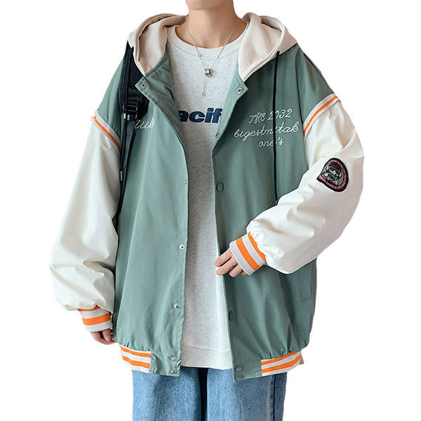 Ingyenes modell férfi tavaszi kabát kapucnival