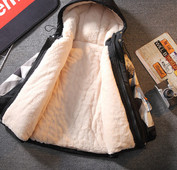 Gyerek téli kabát fiúknak kapucnival és new model felirattal