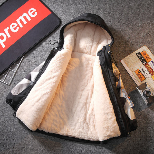 Gyerek téli kabát fiúknak kapucnival és new model felirattal