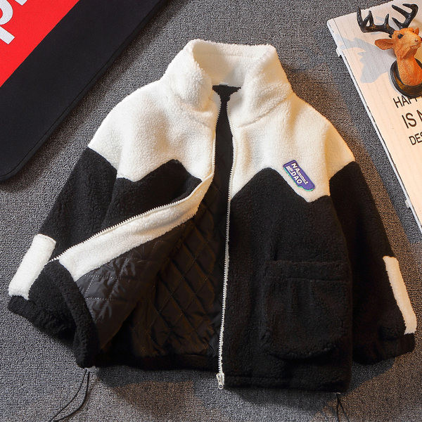 Polar kabát fiúknak cipzárral és zsebekkel