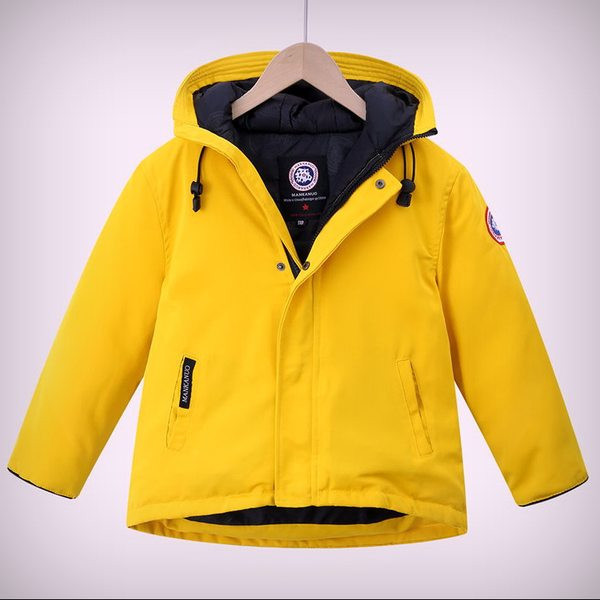 Új modell gyerekkabát kapucnival fiúknak vagy lányoknak