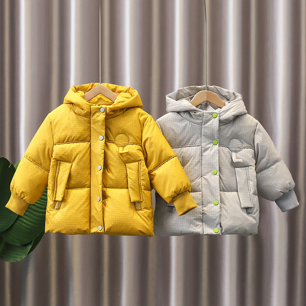 Téli gyerekkabát kapucnival fiúknak - három színben