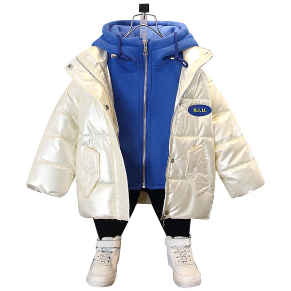 Modern gyerekkabát kapucnival