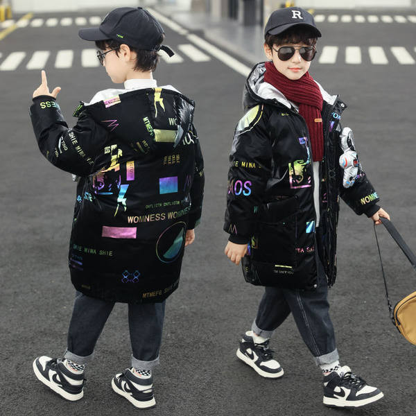 Χειμερινό μπουφάν για αγόρια και κουκούλα