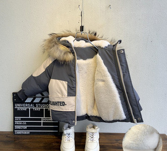 Laste talvejope sooja voodri ja sulekapuutsiga