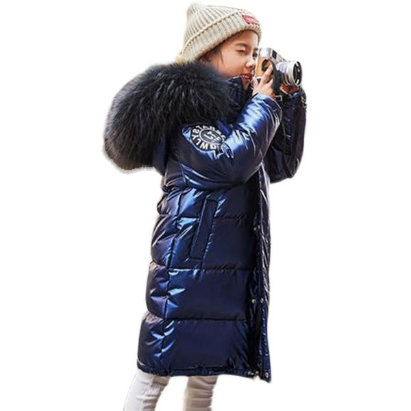 Hosszú, kék és fekete tollas gyerekkabát