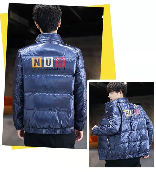 Gyermek téli kabát új modellje, hátoldalán mintával