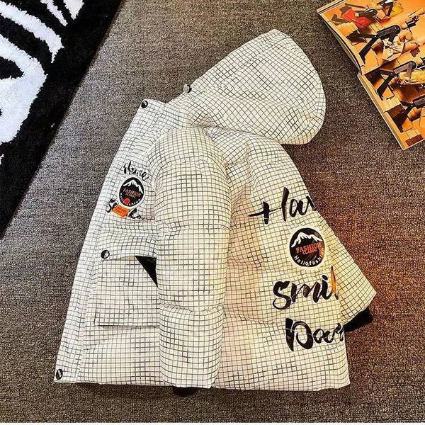 Gyermek kockás melegítő fiúknak kapucnival és zsebekkel