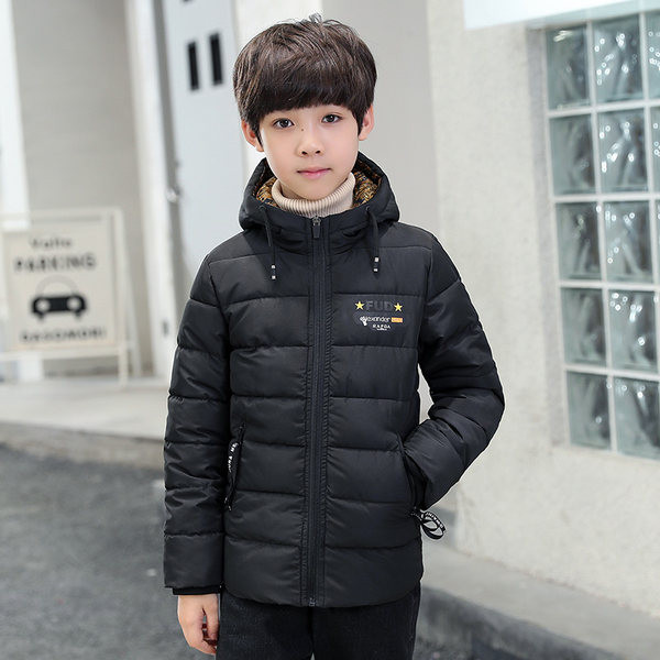 Παιδικό χειμωνιάτικο μπουφάν με κουκούλα κατάλληλο για αγόρια