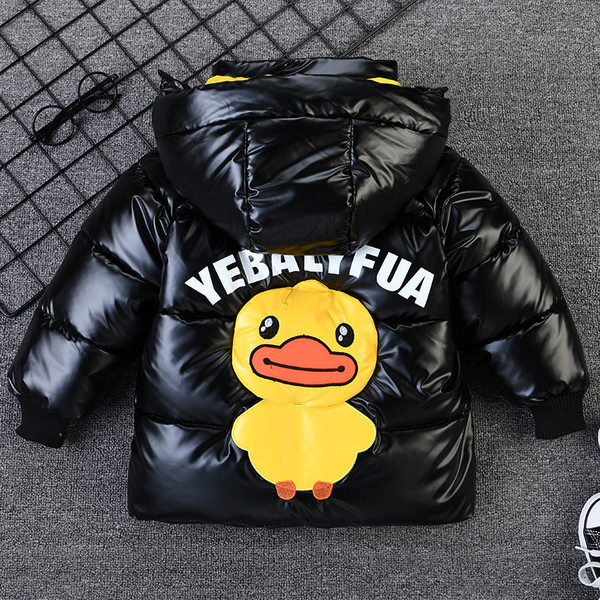 Gyermek téli kabát rátéttel, három színben