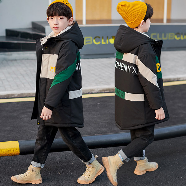 Új modell gyerek melegítő nyomattal fiúknak