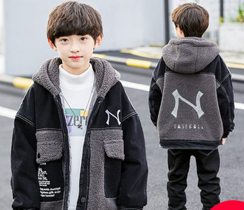 Φθινοπωρινό-χειμωνιάτικο μπουφάν για αγόρια με φλις μέρη