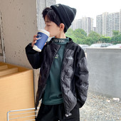 Gyermek alkalmi kabát két modell kapucnival és felirattal