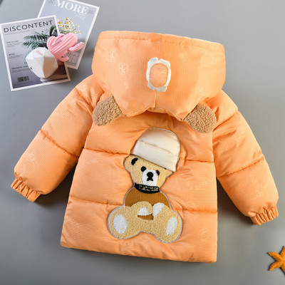 Gyermek téli kabát rátéttel és 3D elemmel