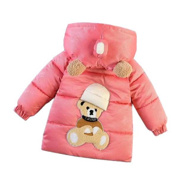 Gyermek téli kabát rátéttel és 3D elemmel