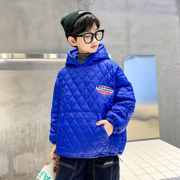 Laste talvejope sildi ja esitaskuga - kahte värvi