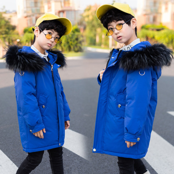 Gyermek téli kabát tollas kapucnival