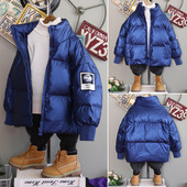 Laste lai embleemiga jakk