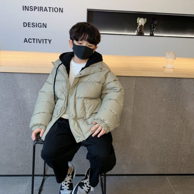 Παιδικό μπουφάν για αγόρια με κουμπιά και ψηλό γιακά